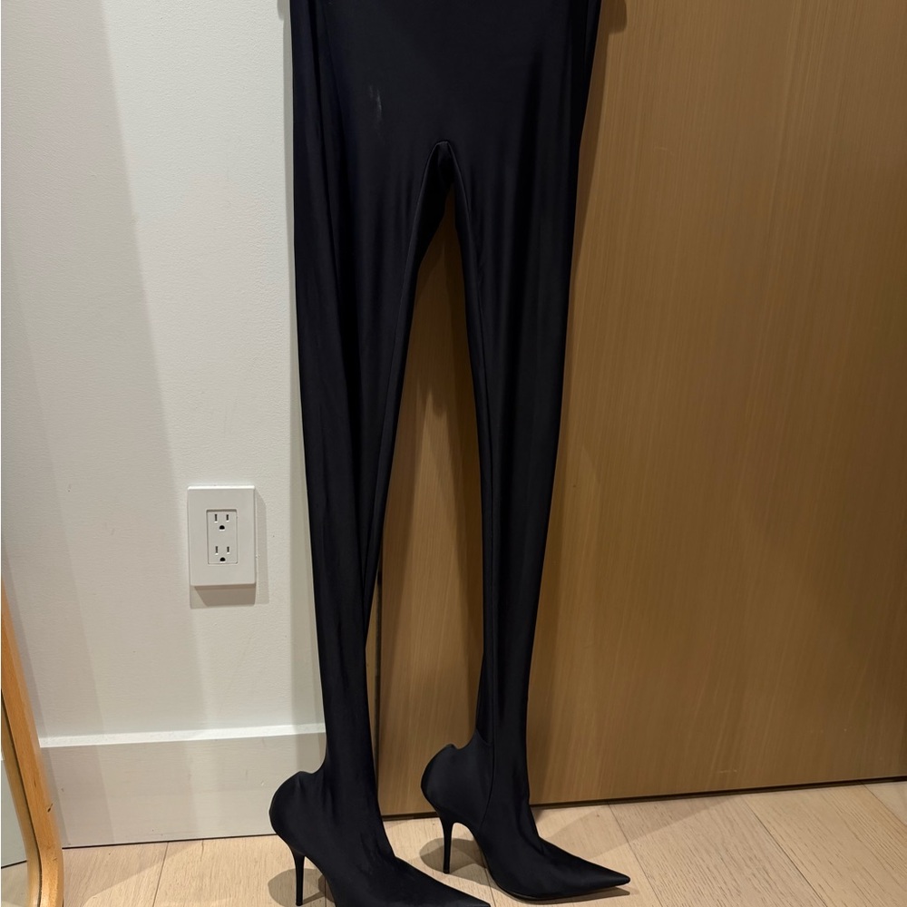 BALENCIAGA boots-leggings with receipt/box/dust